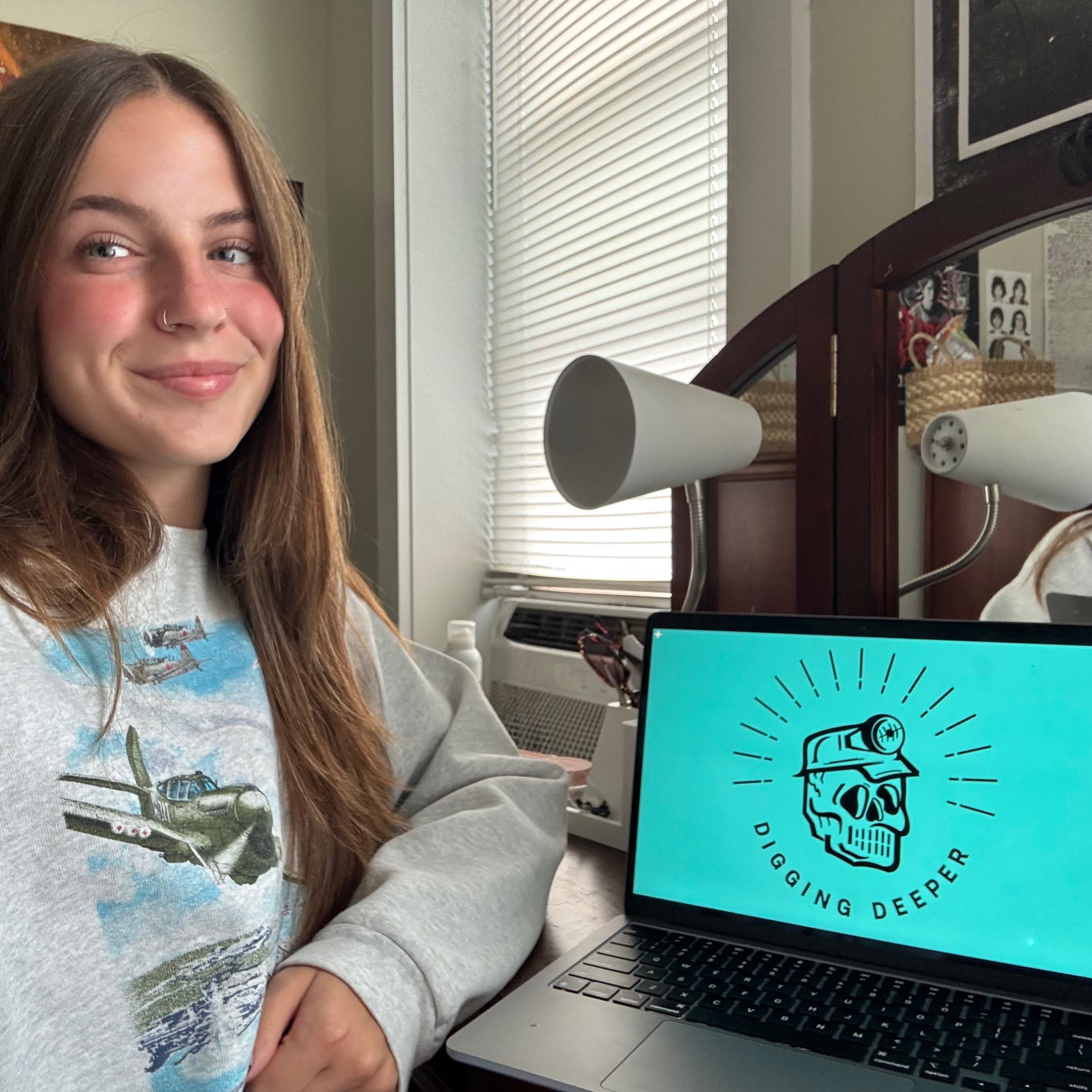Starting of the semesters with our first Internship Spotlight!! This week we are highlighting Annalie Beaver who interned at @lehighminingandnav! Here is what she had to say about her time there:
"This semester, I had the awesome opportunity to be an intern with Lehigh Mining and Navigation! Over the course of my internship, I worked with their social media team to create graphics and animations. As LMN works with a lot of local clients, I was able to observe some of how they conduct brand research and meet with a client to develop a brand. I am so grateful to have had the experience to create something that has a real-world impact and to learn from my talented mentor, Denis Aumiller. Being a part of their team has taught me so much about the professional world of design, and I am thankful to be able to take away so much knowledge for my future journey!" #kucd #studentintern
